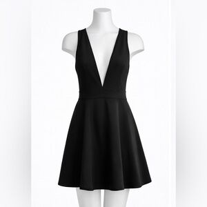 NBD Black Deep V-Neck Fit & Flare Mini Dress – Size 6 – New with Tags - NWT